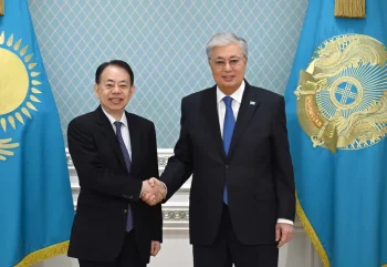 Фото: Акорда  https://kapital.kz/economic/131371/abr-profinansiruyet-stroitel-stvo-avtodorogi-kyzylorda-zhezkazgan.html